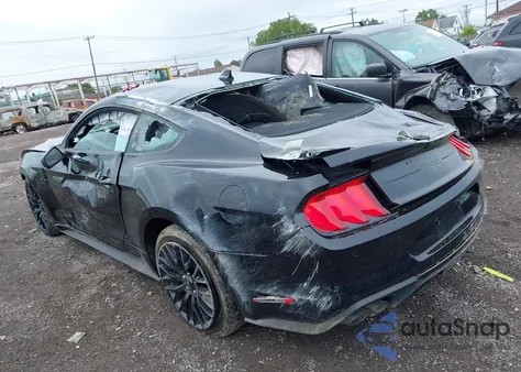 2021 Ford Mustang Gt Fastback z USA, uszkodzony, nr VIN 1FA6P8CF7M5113656